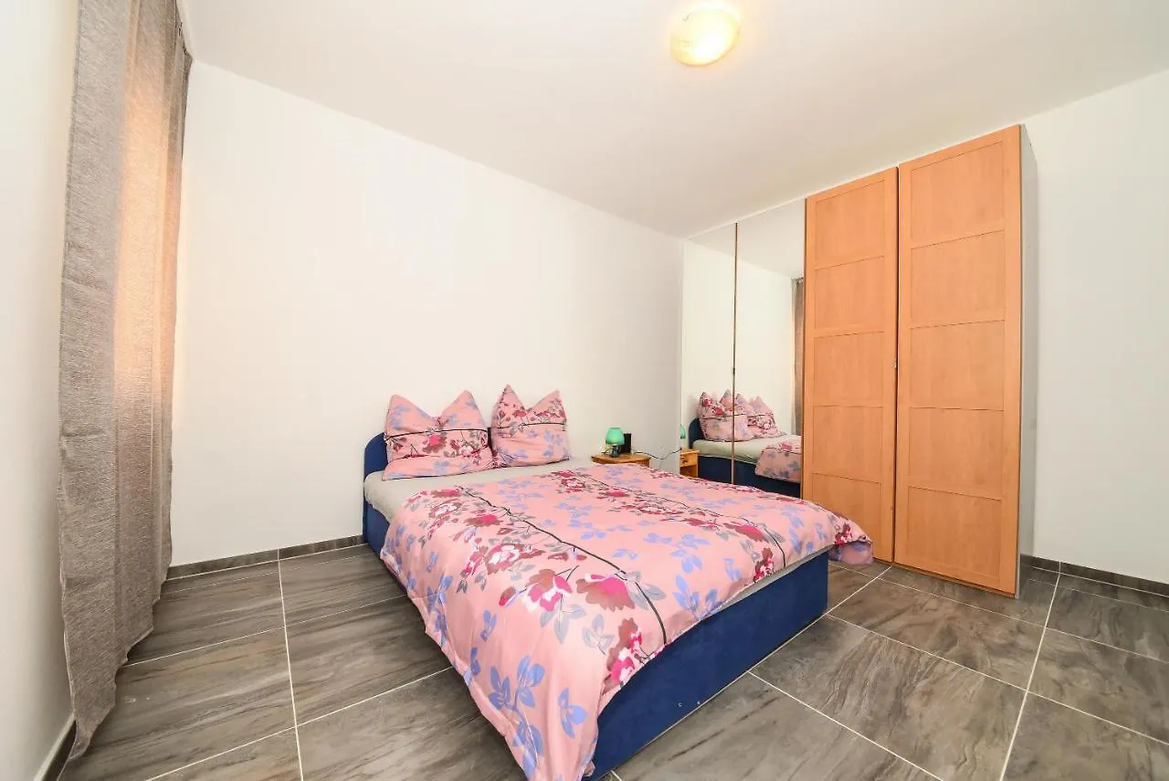 Apartmán Apartmani Por Vir