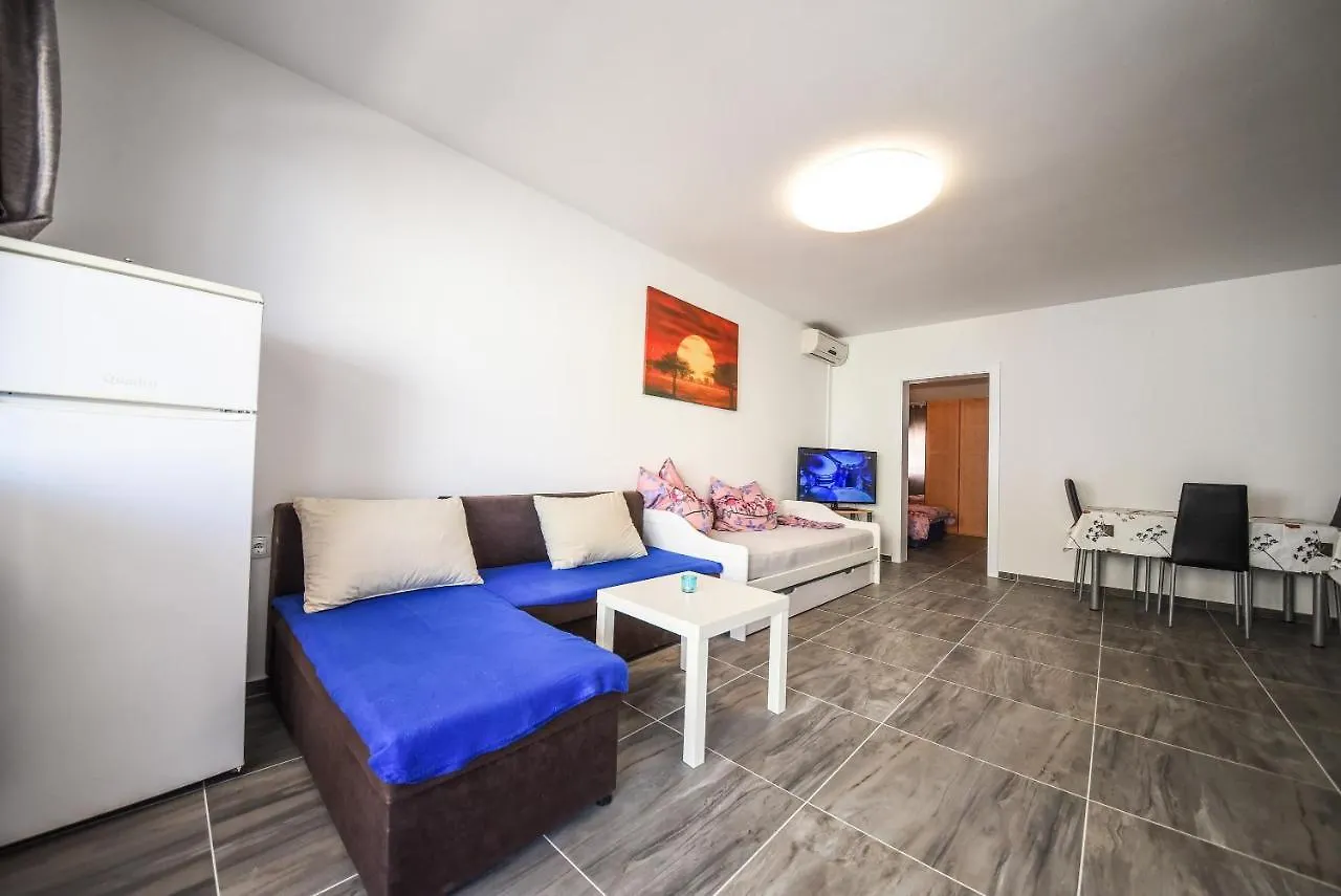 Apartmani Por Vir Croatia